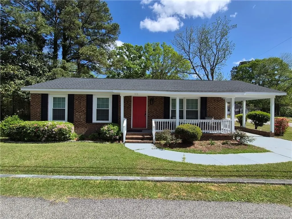 103 Robeson Street Lumberton NC 28358