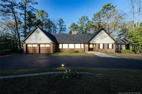 1905 Wedgewood Drive Sanford NC 27332