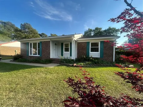 4413 Chesterbrook Drive Fayetteville NC 28314