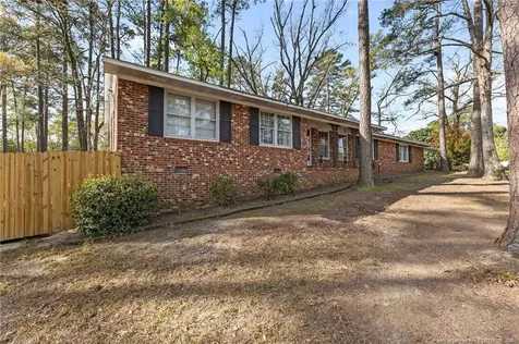 2125 Forest Hills Drive Fayetteville NC 28303