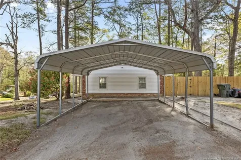 2125 Forest Hills Drive Fayetteville NC 28303