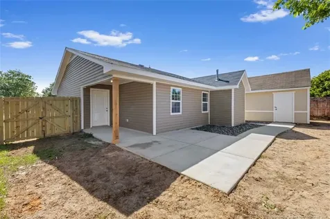 2200 Horsechesnut Place Fayetteville NC 28304