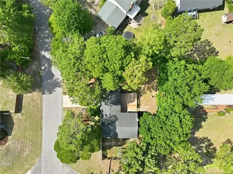 1902 Paisley Avenue Fayetteville NC 28306