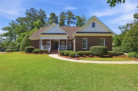 1102 Laurel Oak Lane Lumberton NC 28358