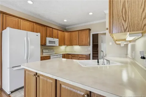 1102 Laurel Oak Lane Lumberton NC 28358