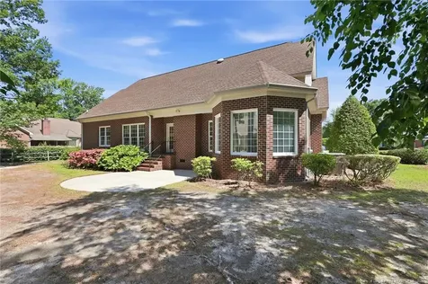 1102 Laurel Oak Lane Lumberton NC 28358