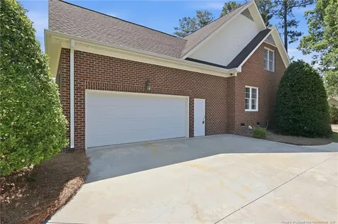 1102 Laurel Oak Lane Lumberton NC 28358