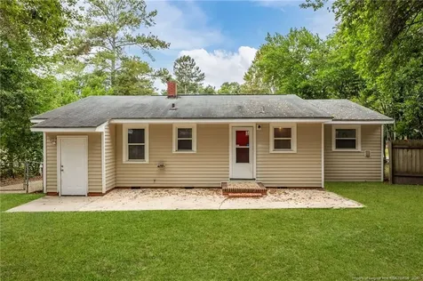 1021 Martindale Drive Fayetteville NC 28304