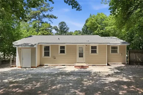 1021 Martindale Drive Fayetteville NC 28304