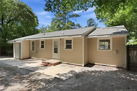 1021 Martindale Drive Fayetteville NC 28304