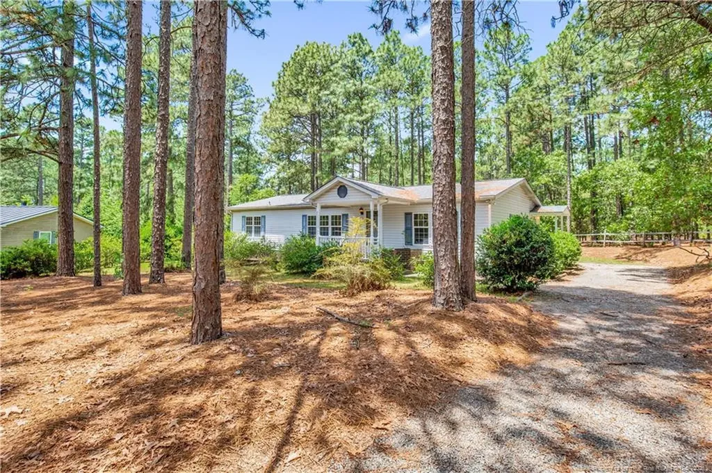 387 Forest Drive Cameron NC 28326