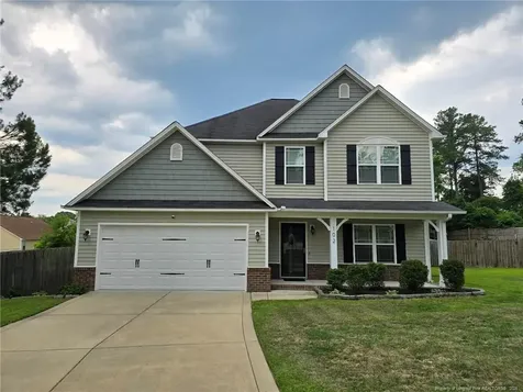 102 Whistling Pines Drive Raeford NC 28376