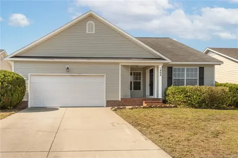 1464 Aultroy Drive Fayetteville NC 28306