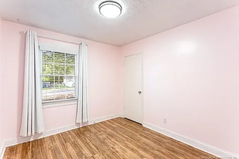 4305 Falls Drive Hope Mills NC 28348