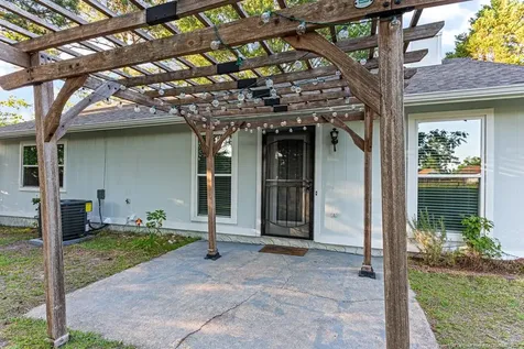 4305 Falls Drive Hope Mills NC 28348