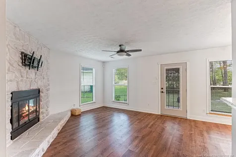 4305 Falls Drive Hope Mills NC 28348