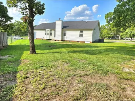 108 Laura Lane Raeford NC 28376