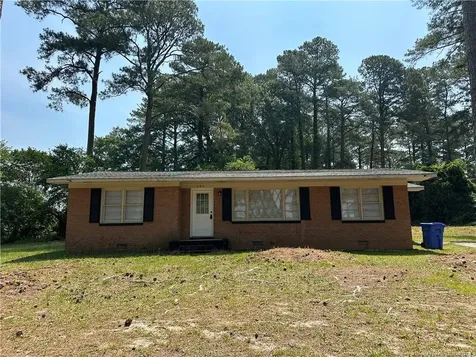 296 Decatur Drive Fayetteville NC 28303