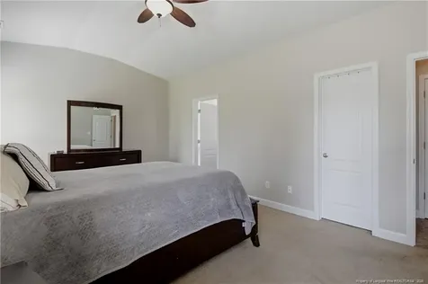 1094 Saint Johns Loop Raeford NC 28376