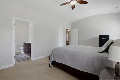 1094 Saint Johns Loop Raeford NC 28376