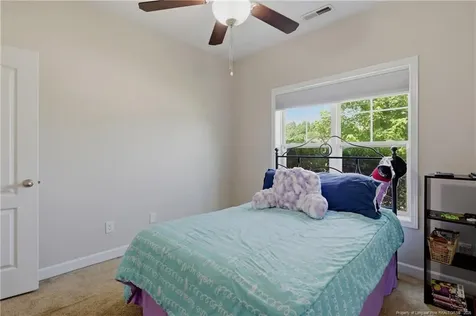 1094 Saint Johns Loop Raeford NC 28376