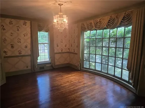404 W Main Street Clinton NC 28328
