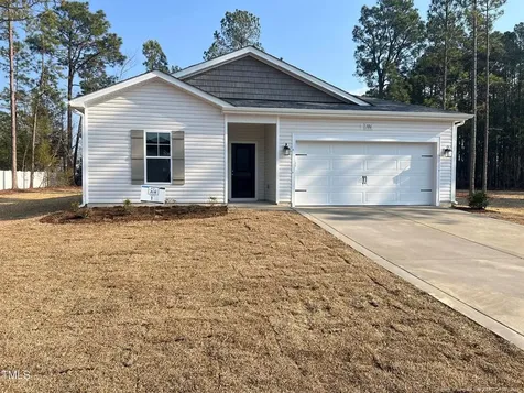186 Dawn Run Raeford NC 28376