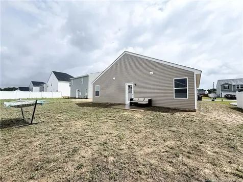 127 Arlington Drive Raeford NC 28376