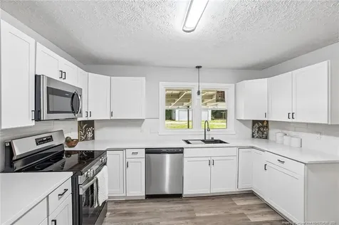 402 Poplar Hill Road Fayetteville NC 28312