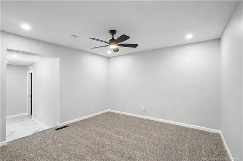 402 Poplar Hill Road Fayetteville NC 28312