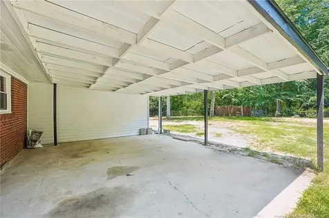 402 Poplar Hill Road Fayetteville NC 28312