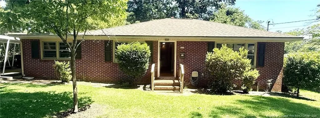 1914 Cherokee Drive Fayetteville NC 28303