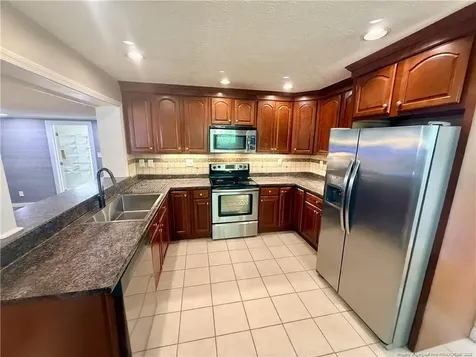 1914 Cherokee Drive Fayetteville NC 28303