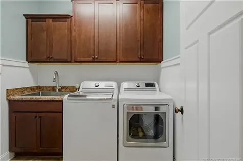 10 Falconridge Drive Spring Lake NC 28390
