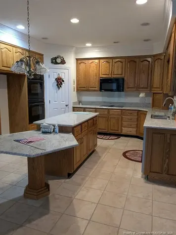 3647 Lakeshore Drive Hope Mills NC 28348