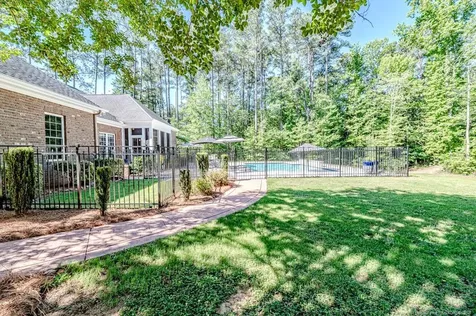 113 Lynnbrook Drive Sanford NC 27330