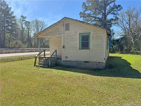 123 Mcknight Road Rowland NC 28383