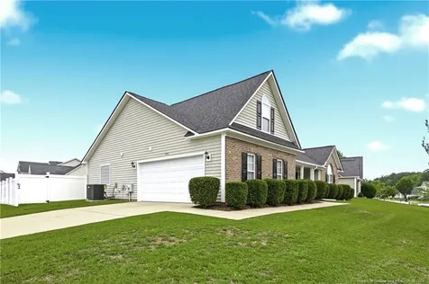 325 Ranier Drive Raeford NC 28376