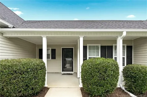 325 Ranier Drive Raeford NC 28376