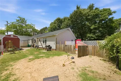 202 N Jackson Street Raeford NC 28376
