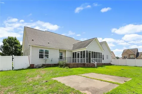1962 Brawley Avenue Fayetteville NC 28314
