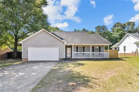 124 Hosta Drive Raeford NC 28376