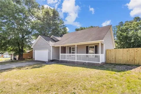 124 Hosta Drive Raeford NC 28376