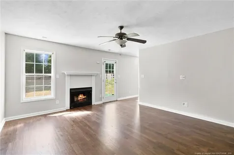 124 Hosta Drive Raeford NC 28376