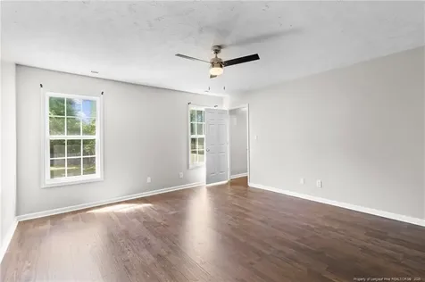 124 Hosta Drive Raeford NC 28376