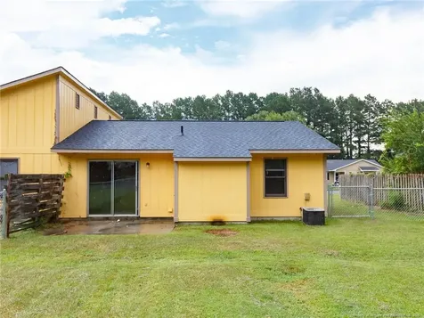 115 Eulon Loop Raeford NC 28376