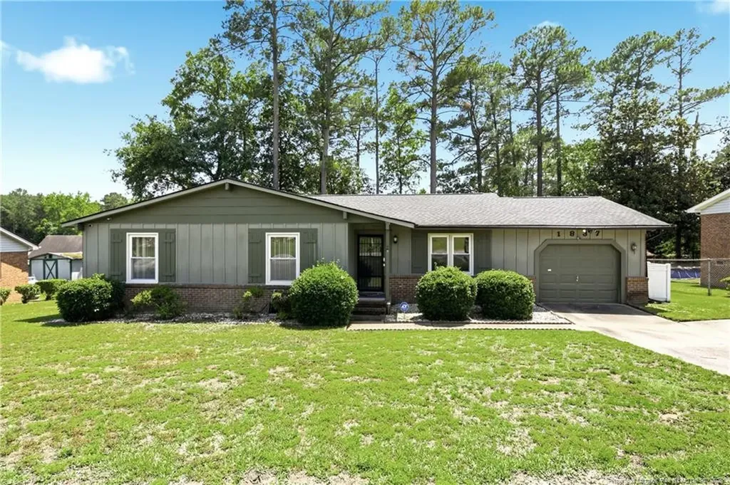 1837 Eichelberger Drive Fayetteville NC 28303