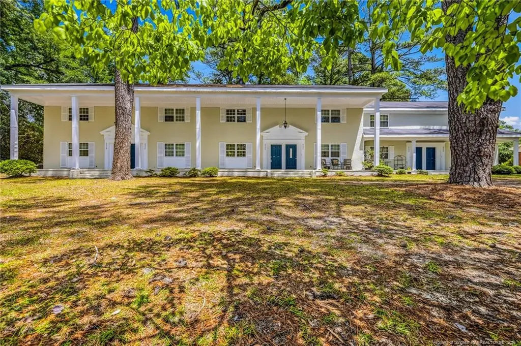 2328 Barrington Circle Fayetteville NC 28303