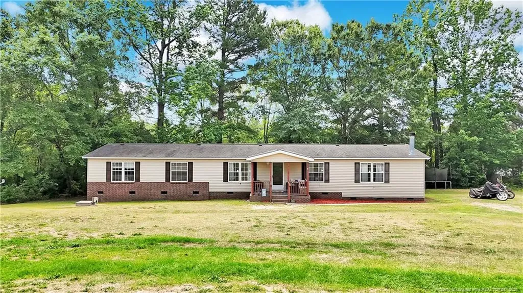 246 Farmhouse Court Sanford NC 27332