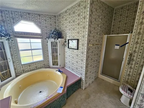 608 Old Whiteville Road Lumberton NC 28358